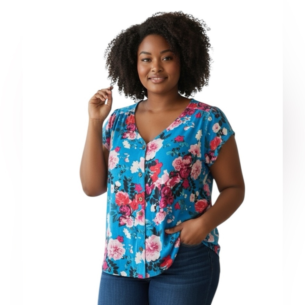 Torrid romantic flounce floral short sleeve shirt
